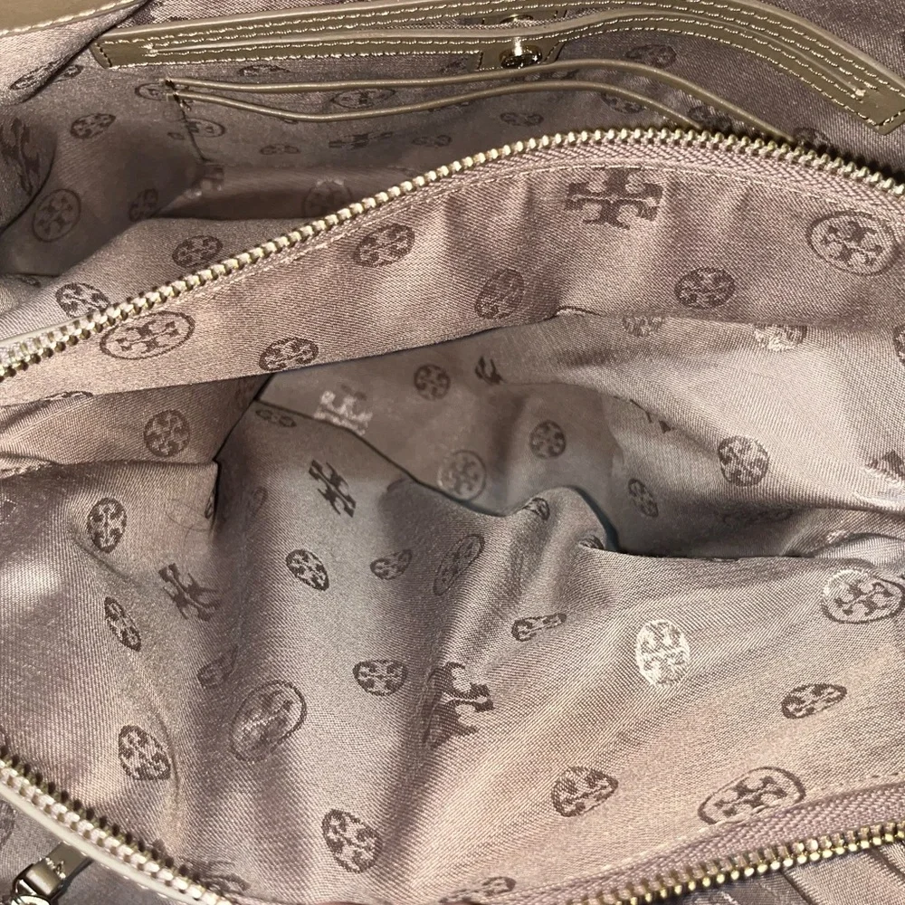 Tory Burch Shoulder Bag - Picture 10 of 14